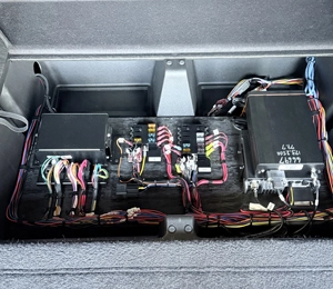 Blue Durango Hatch Wiring